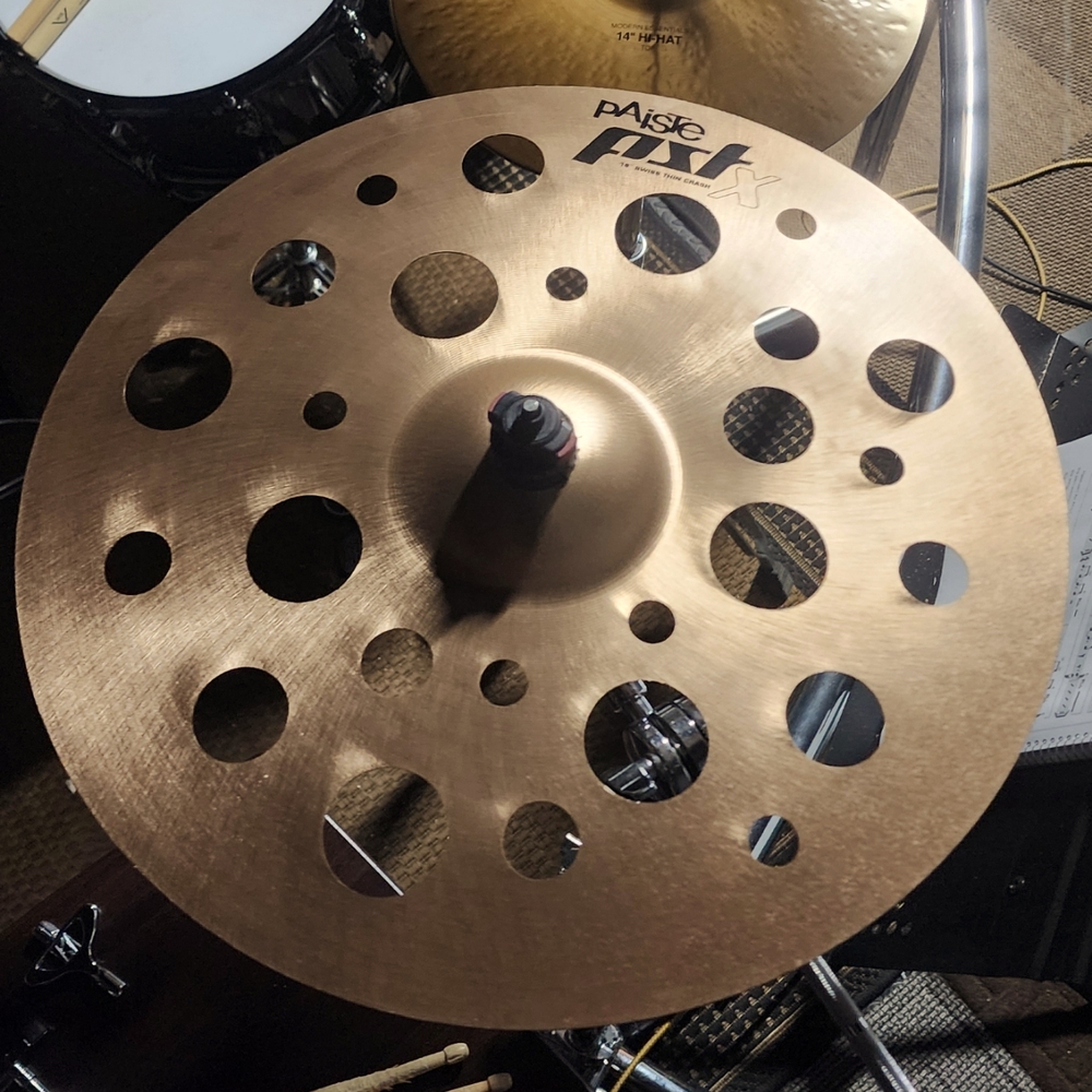 Paiste PSTX 18 INCH SWISS THIN CRASH EXCELLENT CONDITION